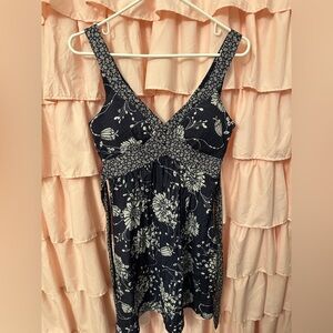 Vintage-Style Boho Navy & White Floral Print Sleeveless V-Neck Dress